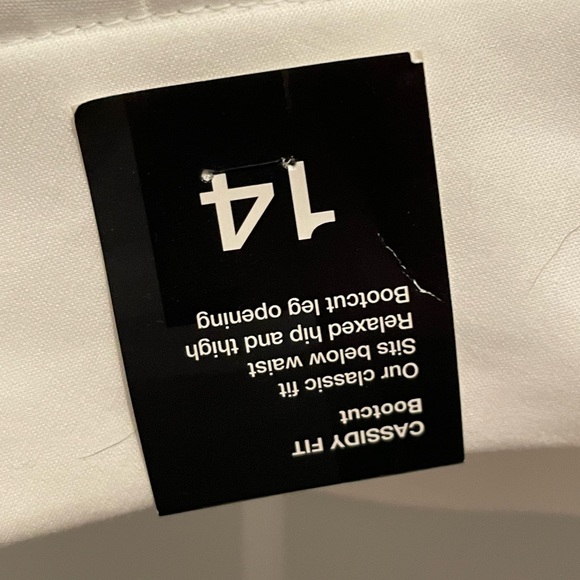 NWT The Limited Pencil White Pants - Picture 3 of 7